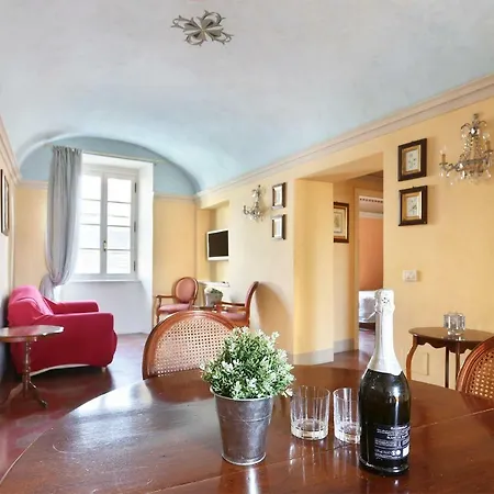 Casa Arancio * Pietrasanta